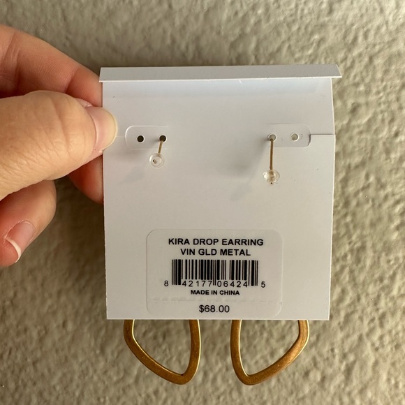 Kendra Scott earrings - Picture 2 of 2